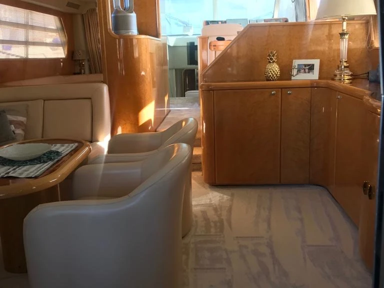 Pronájem jachty v Umag -Princess Princess 65 Fly na Samboatu