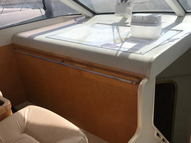 Pronájem lodi Umag lákavé ceny Princess 65 Fly