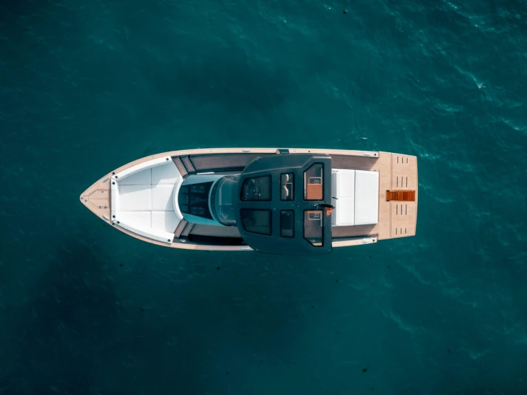 Pronajmout si Tesoro Yachts T40 v Chaniá