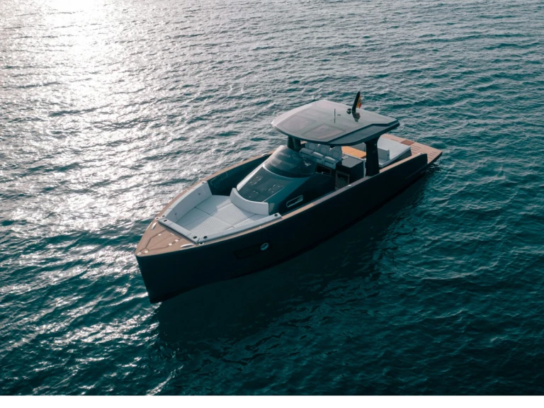 Tesoro Yachts T40 jednotlivci a charterové společnosti v Chaniá