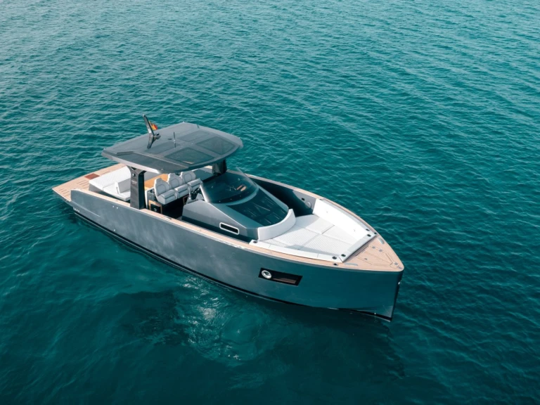 Pronájem lodi Vanguard Tesoro T40 INBOARD v Chaniá na Samboatu