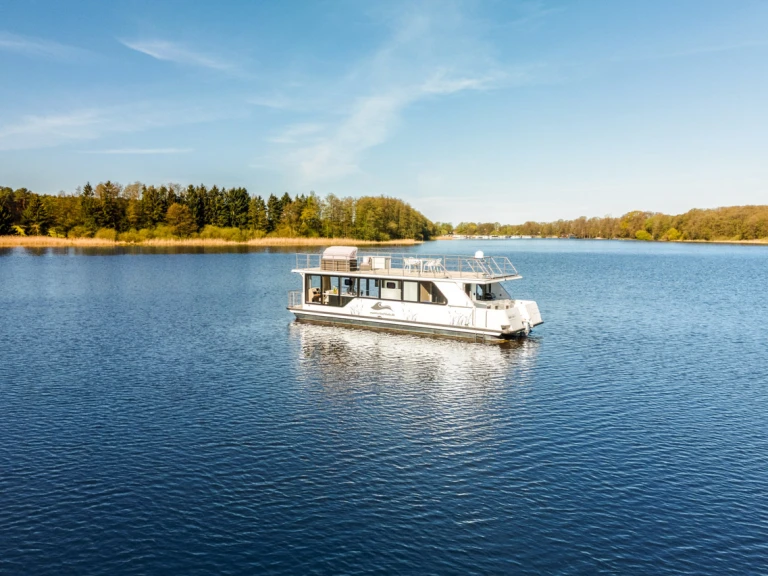 Pronájem lodi Luxboot Luxboot v Buchholz City na Samboatu