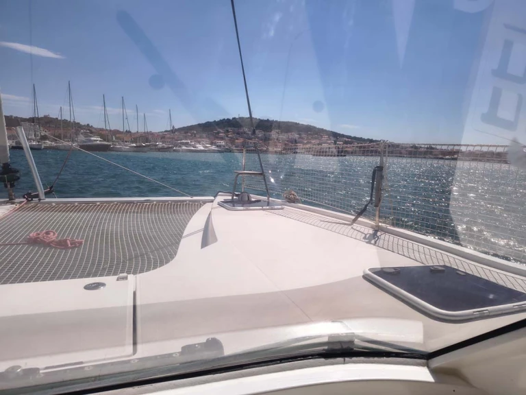 Pronájem jachty v Murter-Kornati -Nautitech Nautitech 40 na Samboatu