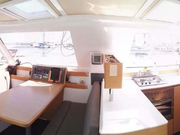 Pronajmout si Nautitech Nautitech 40 v Murter-Kornati