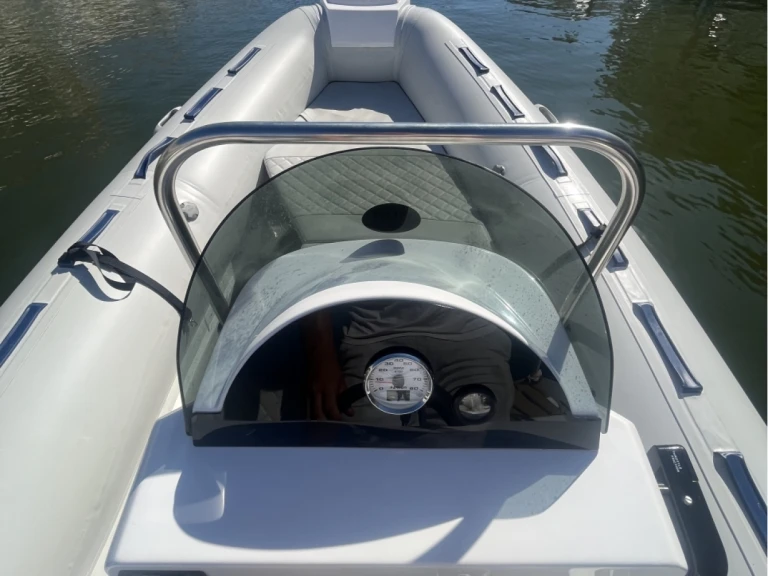 Tiger 480 sportline jednotlivci a charterové společnosti v Santa Margarida