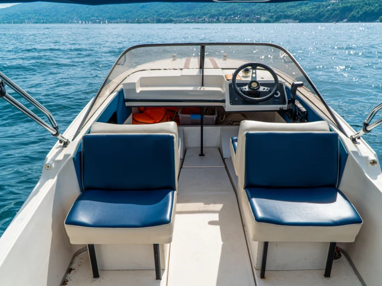 Pronájem lodi Rio Rio 450 Top v Annecy na Samboatu