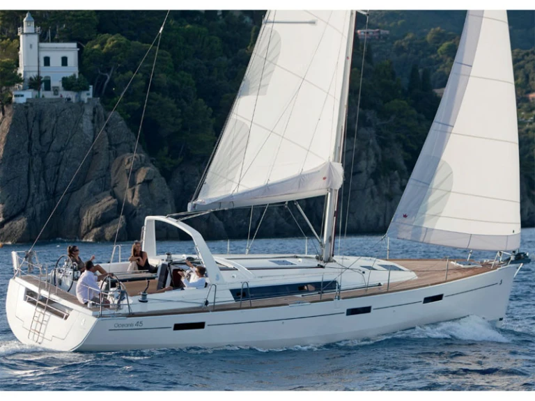 Pronájem lodi Villa San Giovanni lákavé ceny Oceanis 45