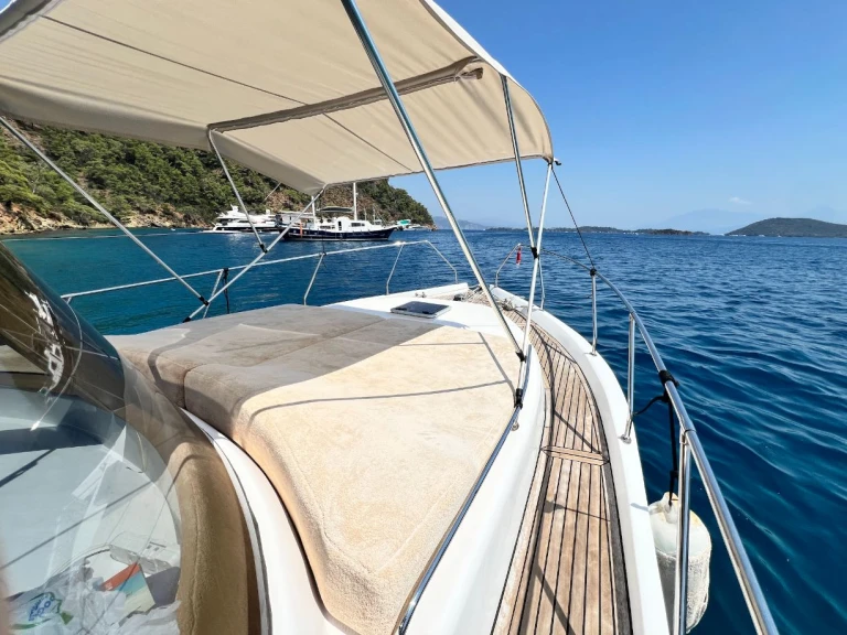 Pronajmout si  Motoryacht v Göcek 