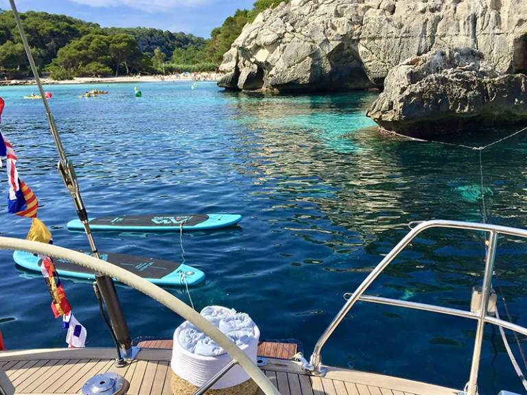 Vismara Starkel 56 jednotlivci a charterové společnosti v Ibiza Town