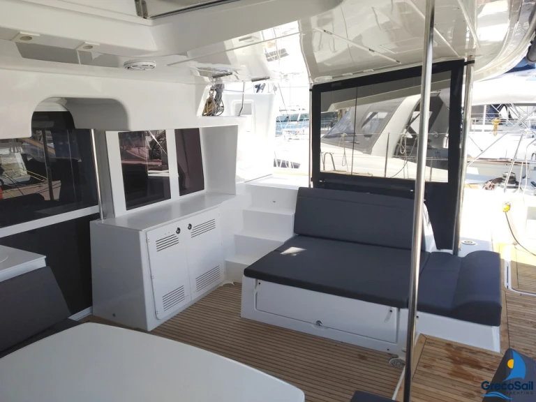 Pronajmout Katamarán se skipperem či ne Lagoon v Paros (ostrov)