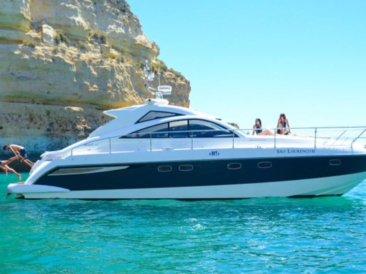 Pronájem jachty v Vilamoura -Fairline Fairline Targa 52 na Samboatu
