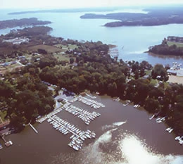 Plachetnice k pronájmu v Edgewater za nejlepší cenu