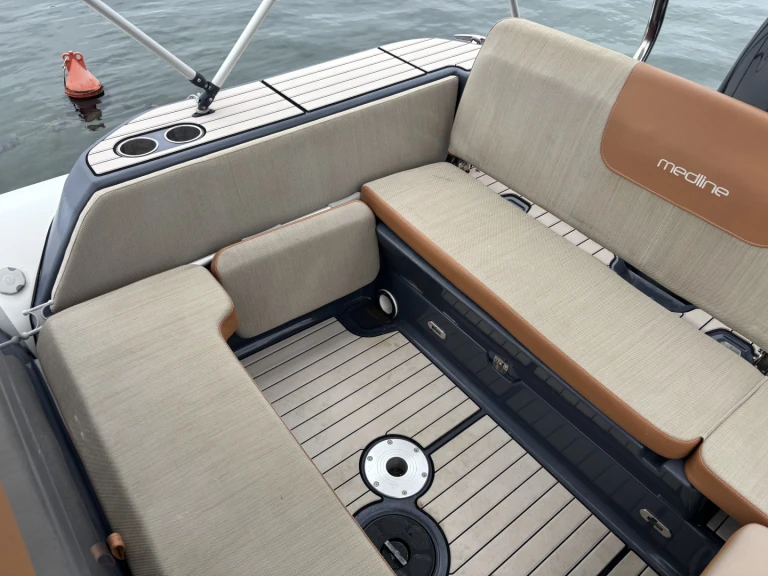 Zodiac Medline 7.5 jednotlivci a charterové společnosti v Trogir