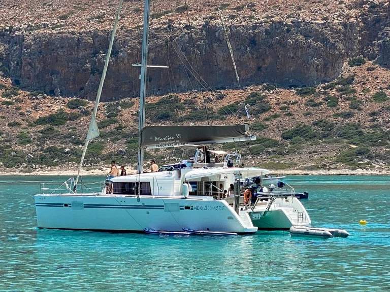 Pronajmout si Fountaine Pajot 41 v Heraklion Municipality