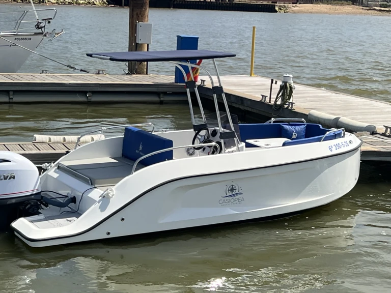 Pronájem lodi Bey Yacht Bey 18 v Real Club Marítimo de Huelva na Samboatu