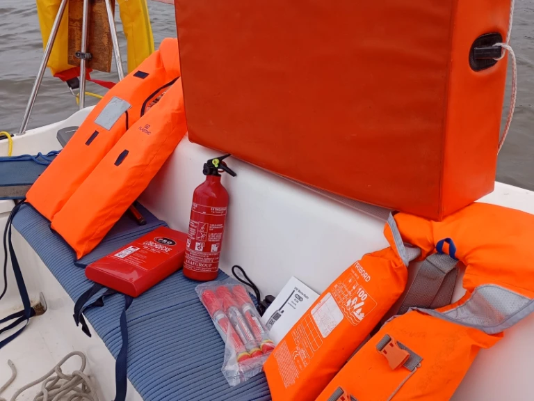 Pronajmout Plachetnice se skipperem či ne B2 Marine v Pyla sur Mer