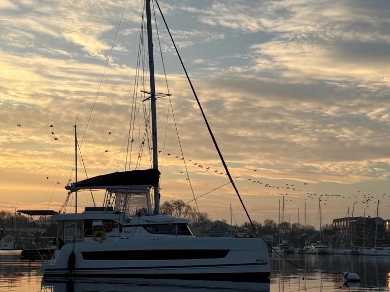 Pronajmout si Bali Bali Catspace Voile v Annapolis