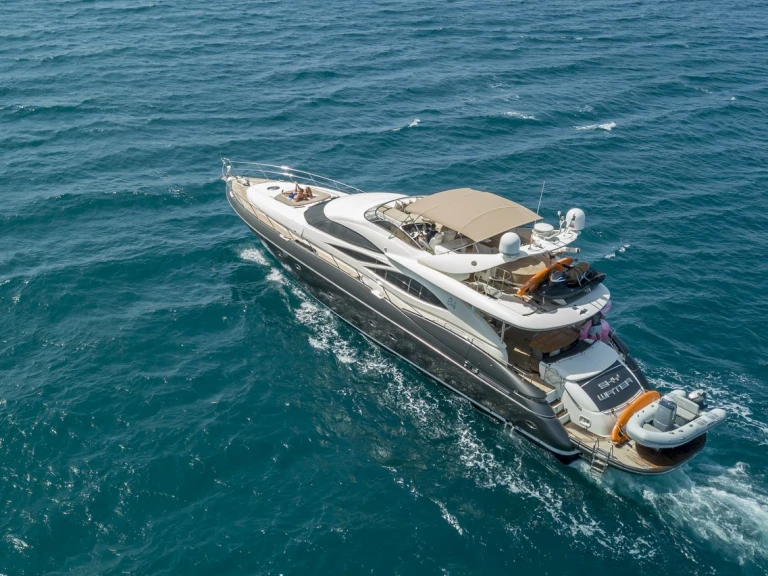 Pronajmout Jachta se skipperem či ne Sunseeker v Split