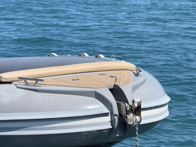 Pronájem lodi Salpa Salpa Soleil 28 v Antibes na Samboatu