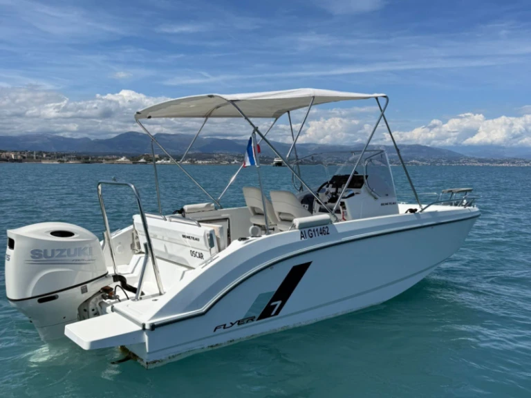 Pronájem lodi Bénéteau Flyer 7 SPACEdeck v Antibes na Samboatu
