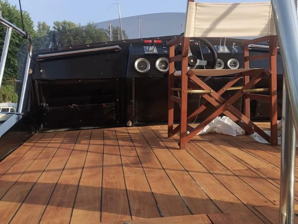 Pronájem Motorová loď v Angera -Posillipo Martinica 42 