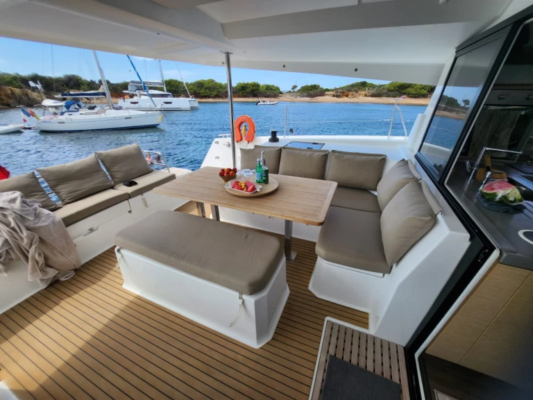 Pronájem Katamarán v Porquerolles -Fountaine Pajot Astrea 42