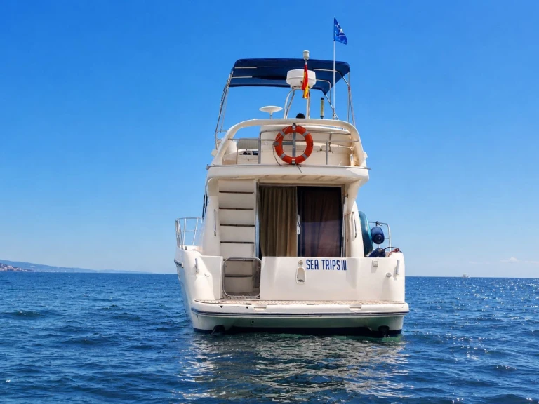 Pronajmout si ASTINOR Astinor 34 Cruiser v Fuengirola