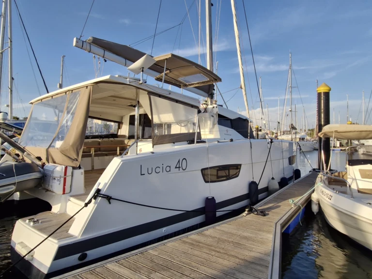 Pronájem lodi Fountaine Pajot Lucia 40 v Rota na Samboatu