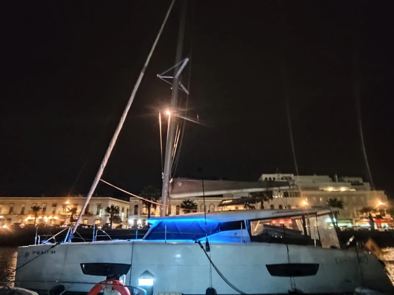 Pronajmout Katamarán se skipperem či ne Fountaine Pajot v Rota