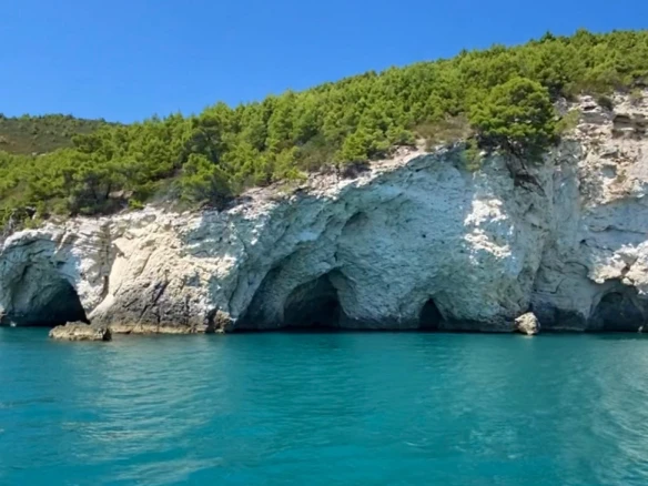 Pronájem lodi Bénéteau Cyclades 43.3 v Vieste na Samboatu