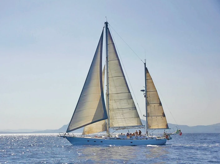 Pronájem lodi  Ketch 65 v Procida na Samboatu