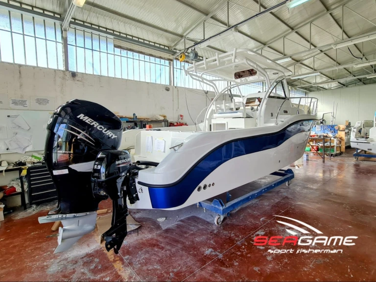 Pronájem lodi Capri lákavé ceny Seagame 270 sport