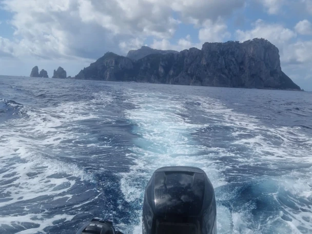 Pronájem Motorová loď v Capri -SEAGAME Seagame 270 sport