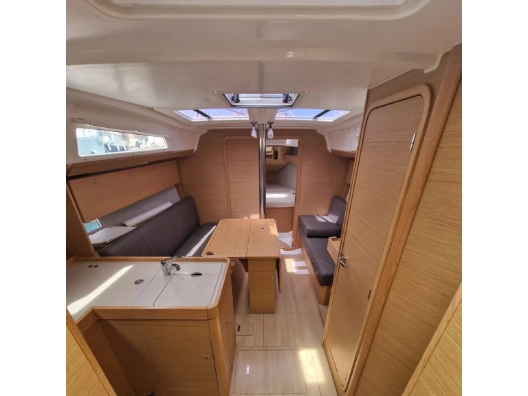 Pronájem lodi Dufour Dufour 360 Grand Large v Cagliari na Samboatu