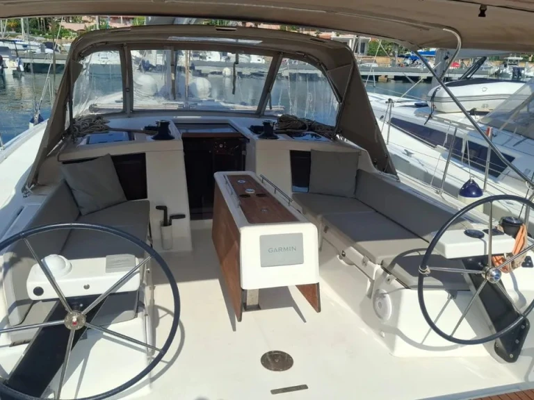 Pronájem Plachetnice v Cagliari -Dufour Dufour 430 Grand Large