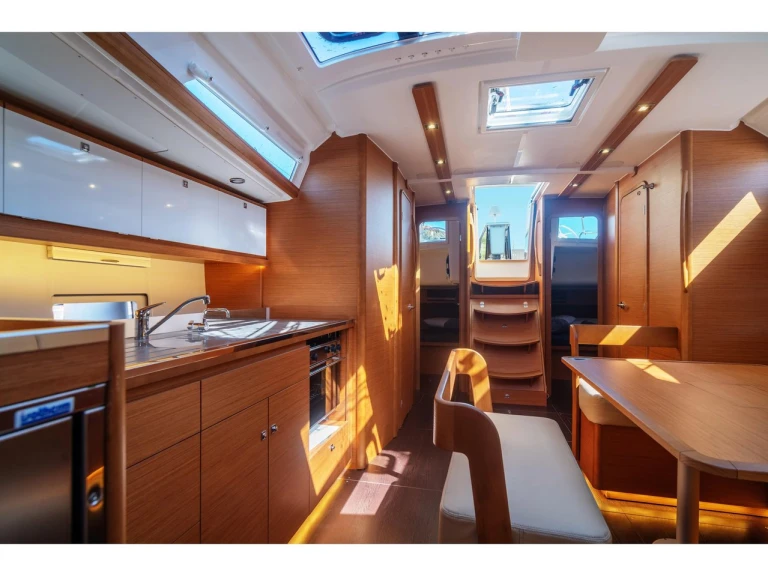 Pronájem lodi Cagliari lákavé ceny Dufour 430 Grand Large