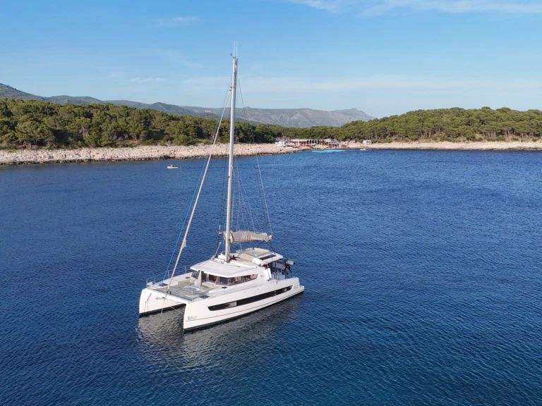 Pronájem lodi Bali Bali 4.2 v Fethiye na Samboatu