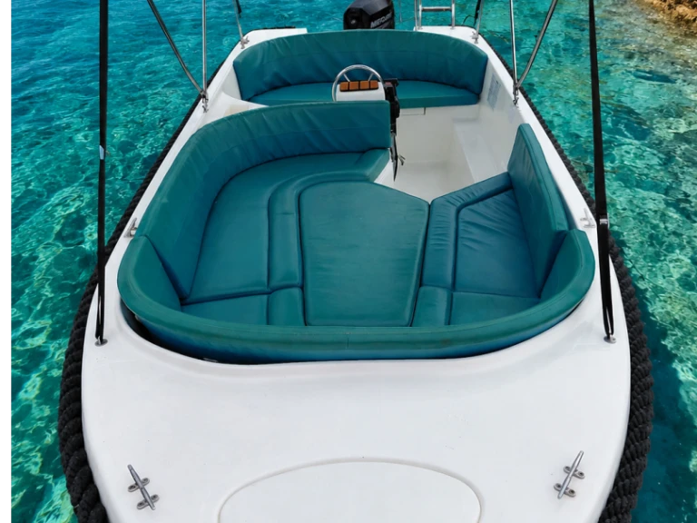 Pronájem jachty v Španělsko -Polyester Yacht Marion 500 na Samboatu