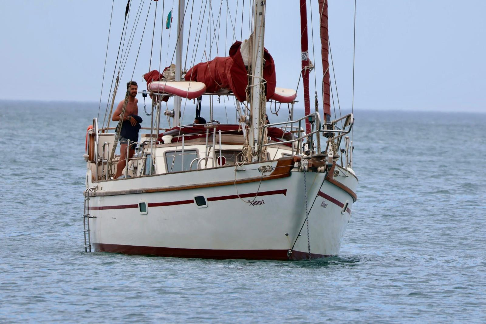 Pronájem lodi endurance 43 v Portimão na Samboatu