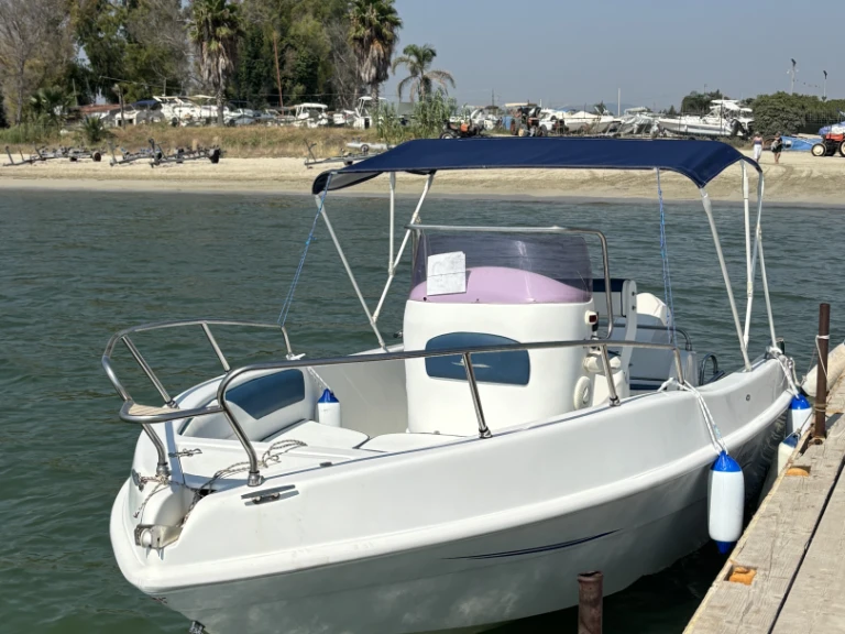 Pronájem jachty v Siracusa -Quicksilver Activ 555 Bowrider na Samboatu