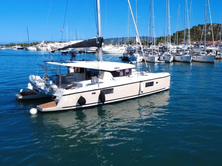 Pronájem Katamarán v Šibenik  -Lagoon Lagoon 42