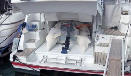 Bénéteau Monte Carlo 42 jednotlivci a charterové společnosti v Valencie