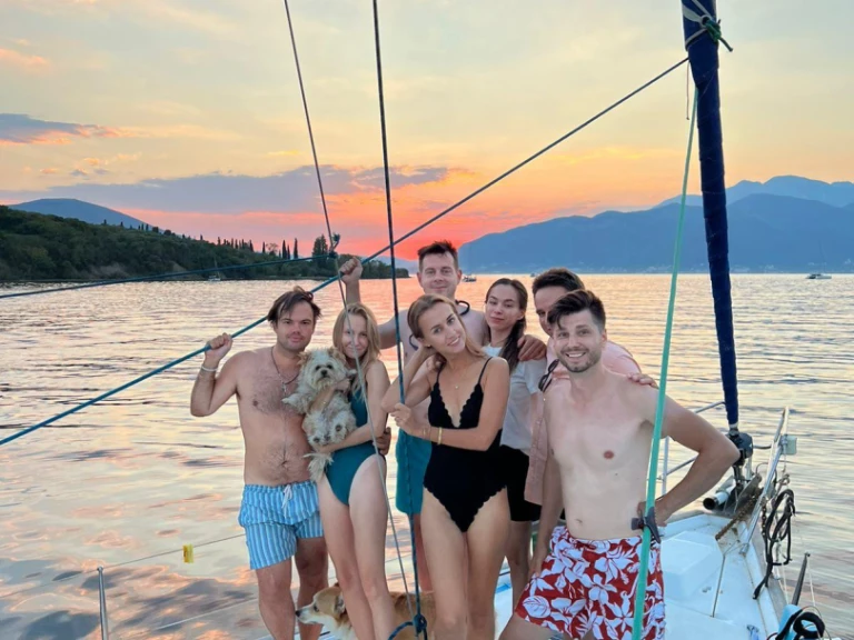 Plachetnice k pronájmu v Tivat za nejlepší cenu