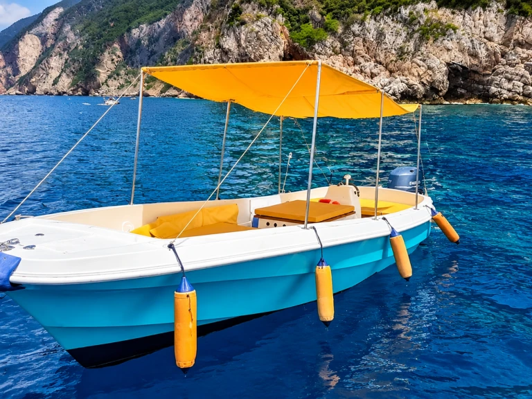 Pronájem lodi Gozzo Gozzo v La Spezia na Samboatu