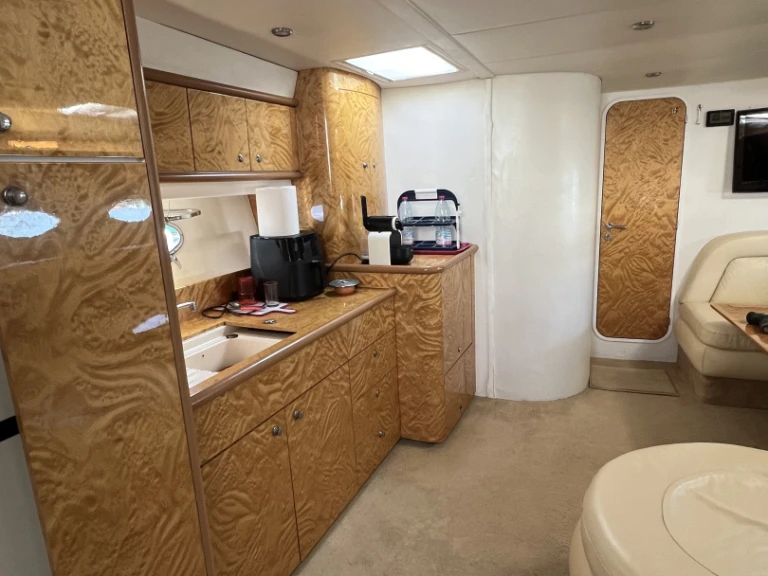 Pronájem Motorová loď v Nidri -Sunseeker Camargue 55