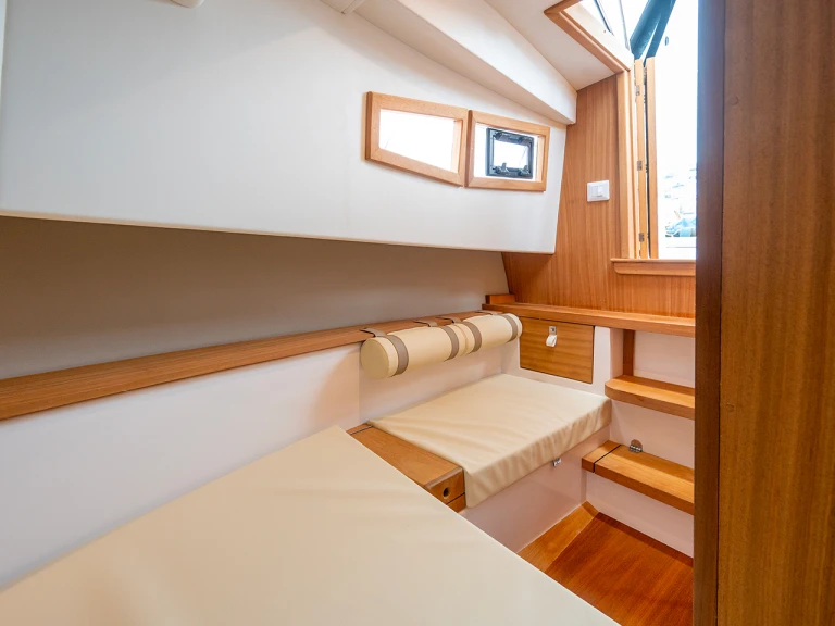 Pronájem lodi Mimi 8.50 v Positano na Samboatu
