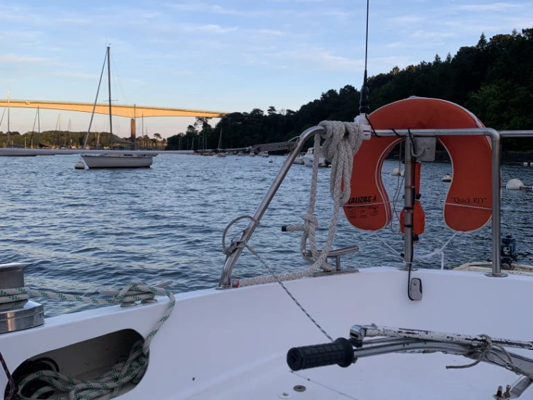 Contest contest 29 jednotlivci a charterové společnosti v Port de Sainte-Marine