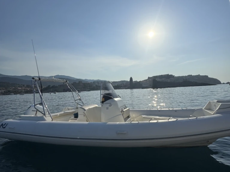 Pronájem lodi Nuova Jolly NJ 700 XL v Argelès-sur-Mer na Samboatu