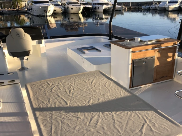 Pronájem lodi Fountaine Pajot Fountaine Pajot MY 44 v Golfe-Juan na Samboatu