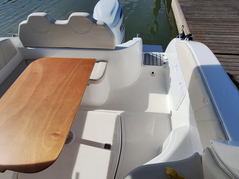 Pronájem lodi Piombino lákavé ceny Italmar Cabin 23